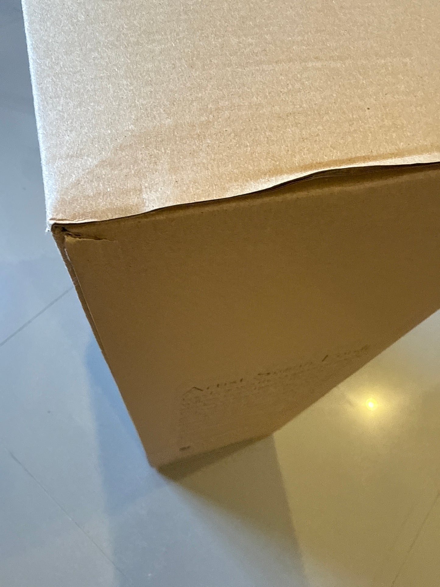 Clearance DAMAGED BOX  - Creche, Willow Tree Nativity Shelter