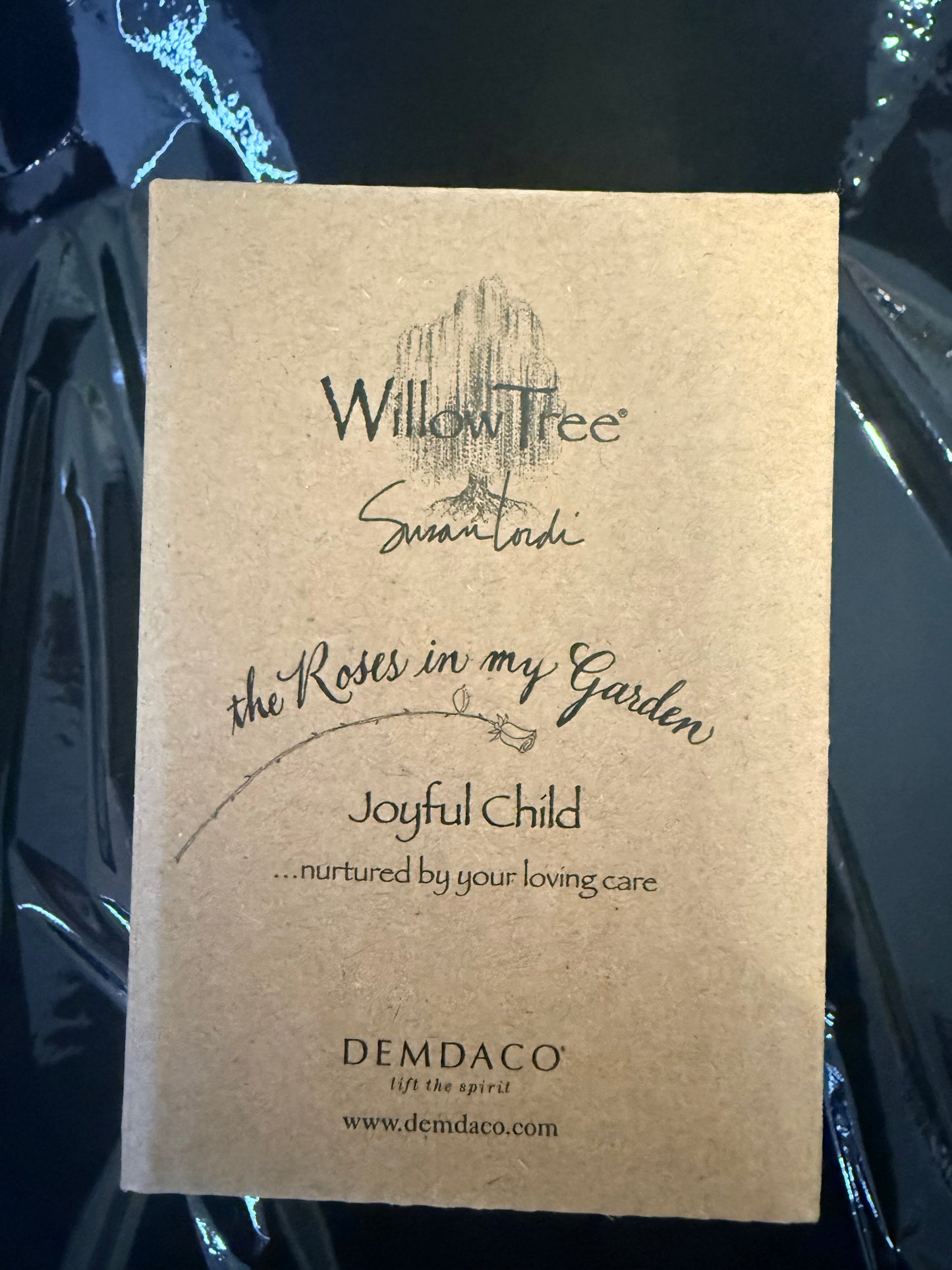 Clearance 'Joyful child' Willow Tree figurine Damaged box