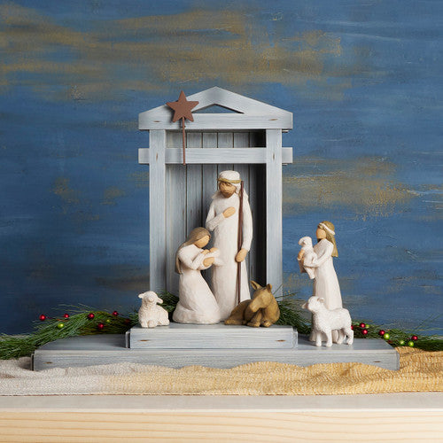 Nativity Deluxe: Starter Figures plus Crèche, 7-piece Set.