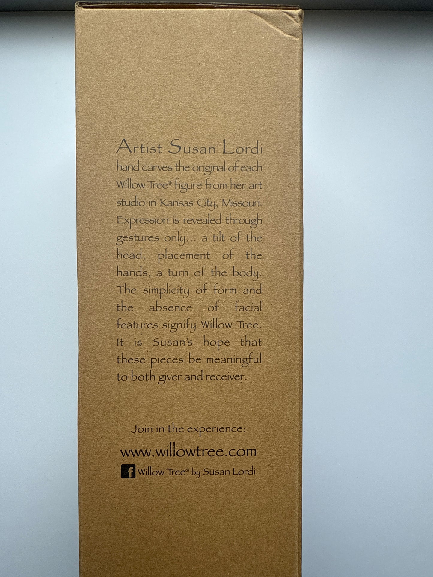 Clearance 'Grateful' Willow Tree figurine Damaged box