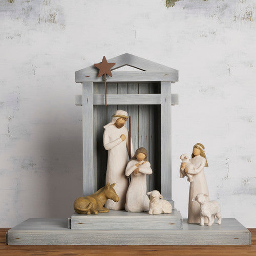 Nativity Deluxe: Starter Figures plus Crèche, 7-piece Set.